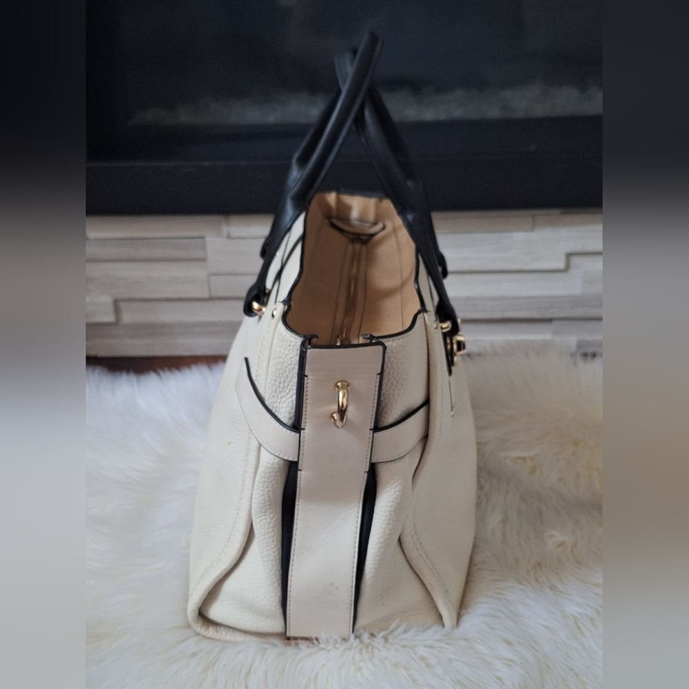 Coach Swagger 37 Bag White Pebbled Leather - Picture 3 of 13